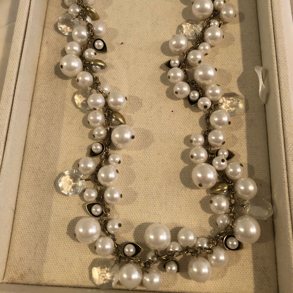 Chloe + Isabel long pearl necklace